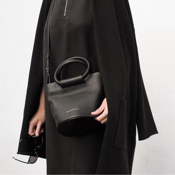 Anthropologie x Monserat De Lucca Leather Bucket Bag w/ Crossbody ✨ - Picture 4 of 16